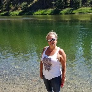 Meet your Posher, Lori